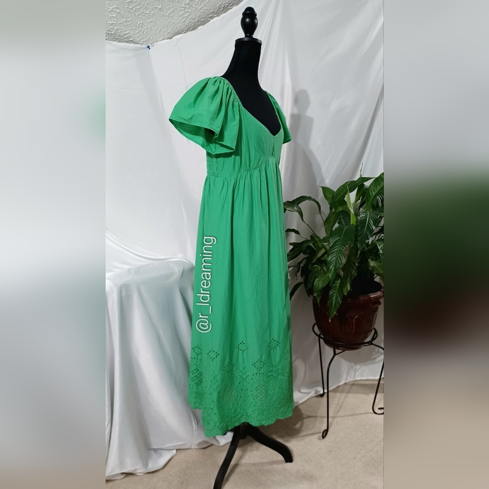 NWT Loft Green Eyelet Midi Dress with Smocked Bodice Size Medium - Picture 3 of 8